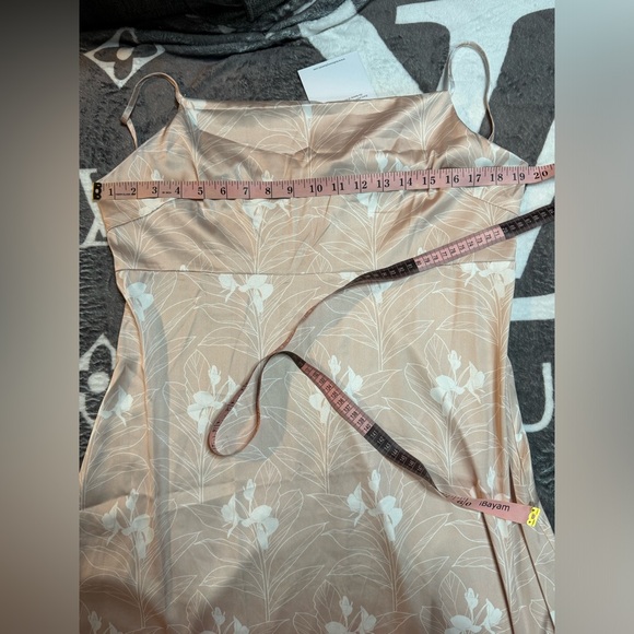 ❌❌ SOLD 〽️ ❌❌Lexbreezy Hawaii 🌺 Ho’onani Dress NWT - Picture 10 of 16